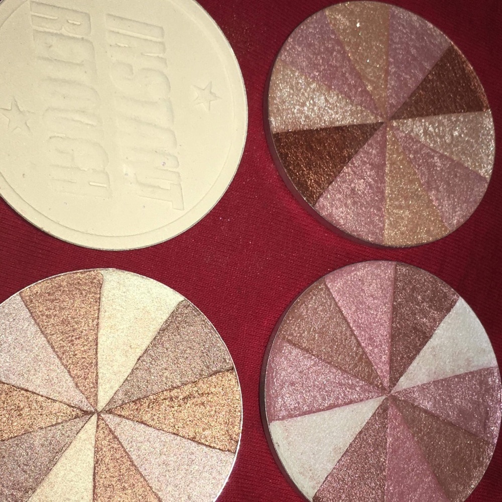 Soap and glory Bronzer, powder, blush etc.!